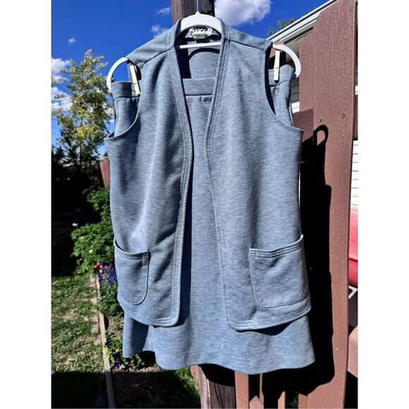 Vintage Trissi two piece gray vest pockets skirt pockets size twelve belt old - Picture 15 of 16